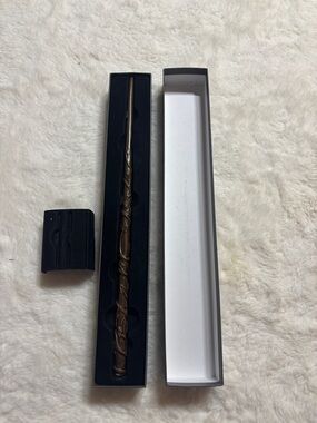 Official Harry Potter Hermione Wizard Wand with Presentation Box